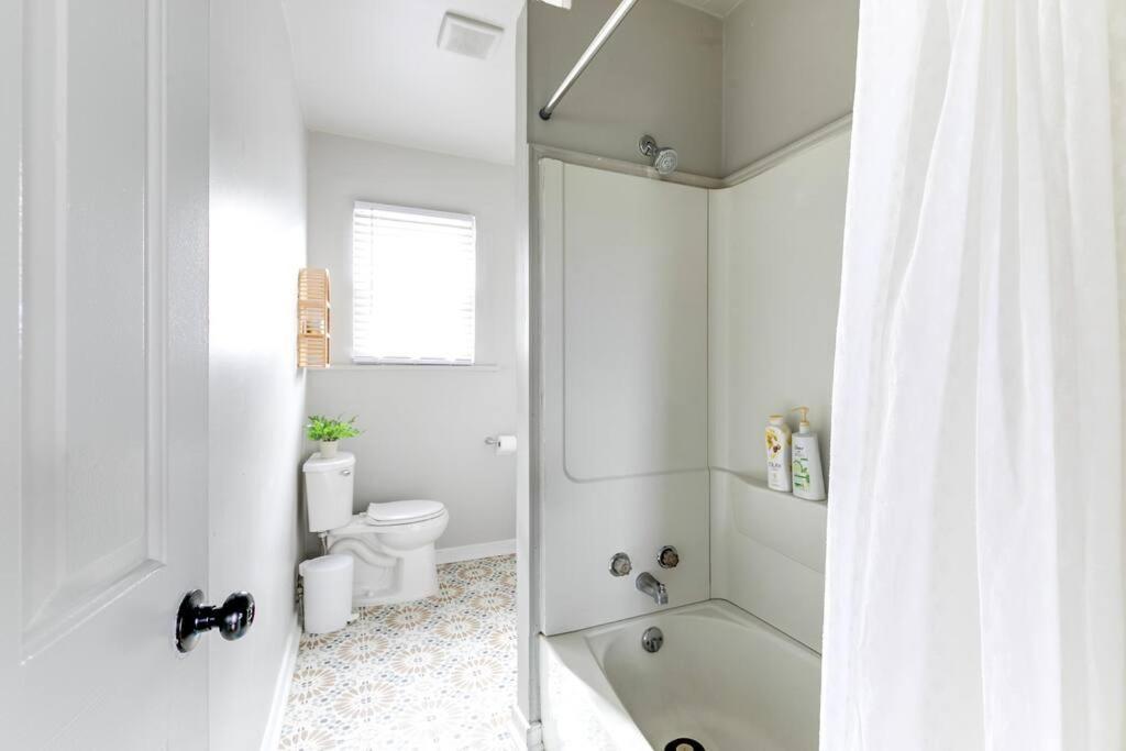 Ferienhaus Private Boho 10 Minutes To Downtown Rva! *